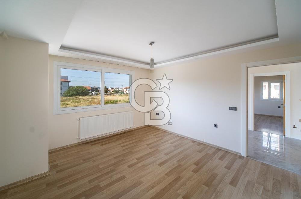 İZMİR URLA SATILIK 4+1 GENİŞ VİLLA 