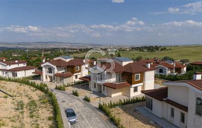 CAPITAL COUNTRY LIFE VİLLA'LARINDA NATAMAM SATILIK 5+2 VİLLA