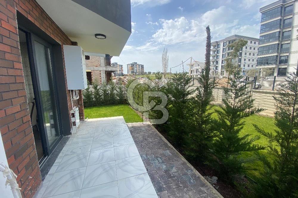 Ayrancılar Havuzlu Site İçerisinde Bahçeli Satılık 1+1