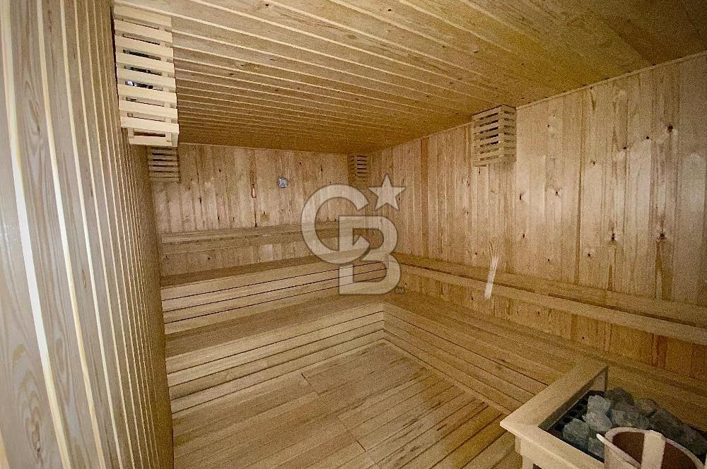 Ayrancılar Havuzlu Site İçerisinde Bahçeli Satılık 1+1