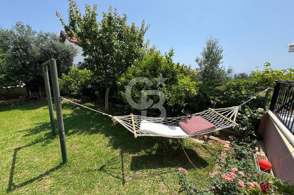 Datça'da Her Odasından Deniz Manzarasına Sahip Satılık 3+1 Villa