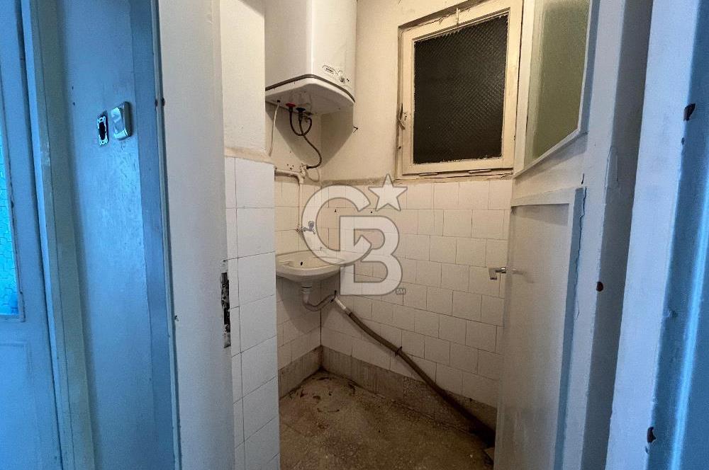 Boğazın ve Bahçenin Keyfi Bir Arada! Ortaköy'de Manzaralı 3+2 Daire