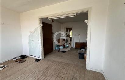 Boğazın ve Bahçenin Keyfi Bir Arada! Ortaköy'de Manzaralı 3+2 Daire