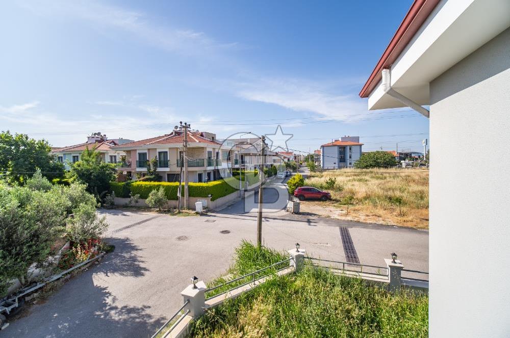 İZMİR URLA SATILIK 4+1 GENİŞ VİLLA 