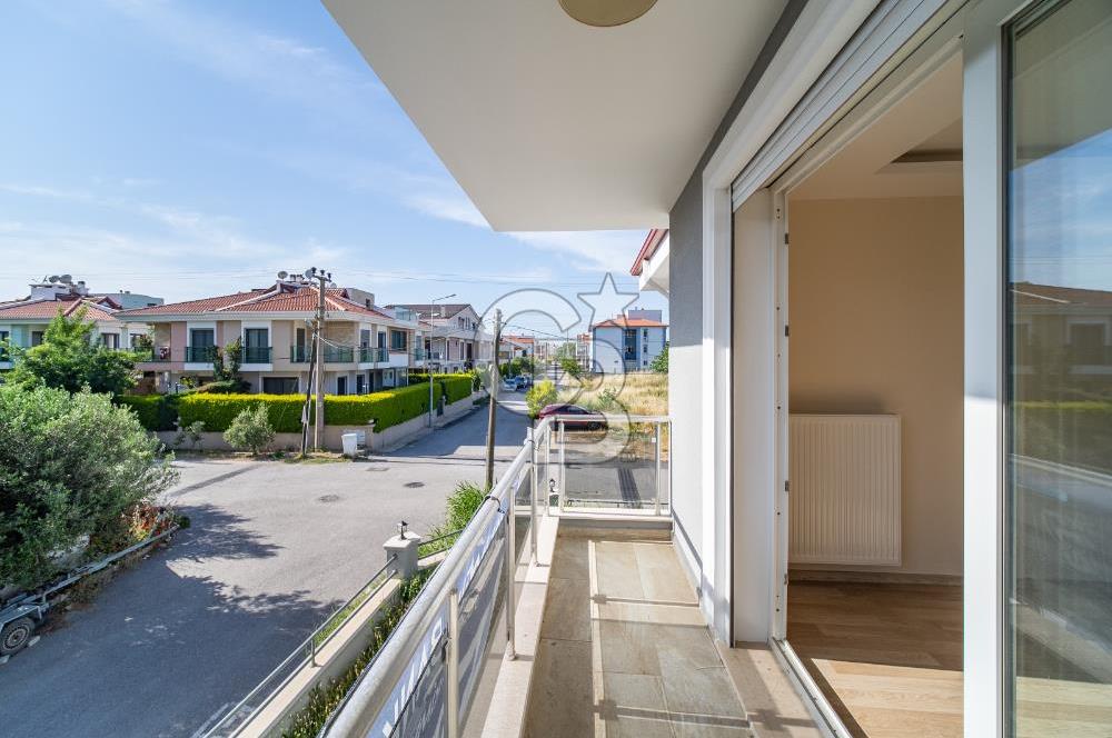 İZMİR URLA SATILIK 4+1 GENİŞ VİLLA 