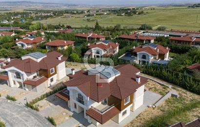 CAPITAL COUNTRY LIFE VİLLA'LARINDA NATAMAM SATILIK 5+2 VİLLA