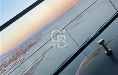 İzka Port’ta 4+1 Deniz Manzaralı 300m2 Satılık Daire
