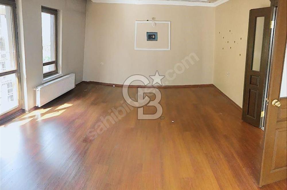 Ankara Yenimahalle Çarşı Mahallesi Sevgi Sokak'ta Satılık 4+1 Dubleks Daire