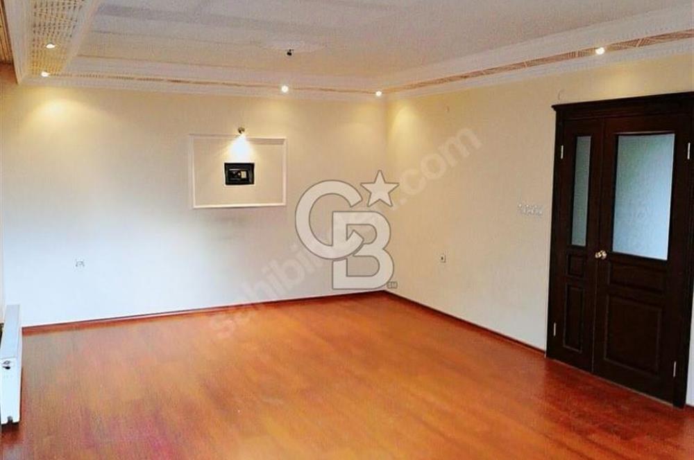 Ankara Yenimahalle Çarşı Mahallesi Sevgi Sokak'ta Satılık 4+1 Dubleks Daire
