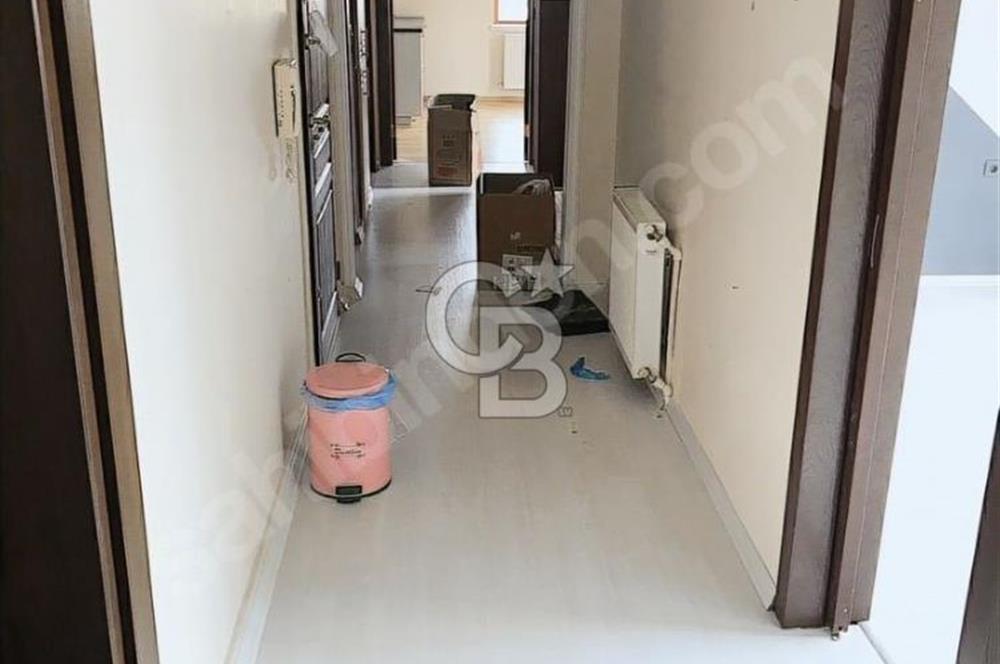 Ankara Yenimahalle Çarşı Mahallesi Sevgi Sokak'ta Satılık 4+1 Dubleks Daire
