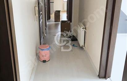 Ankara Yenimahalle Çarşı Mahallesi Sevgi Sokak'ta Satılık 4+1 Dubleks Daire