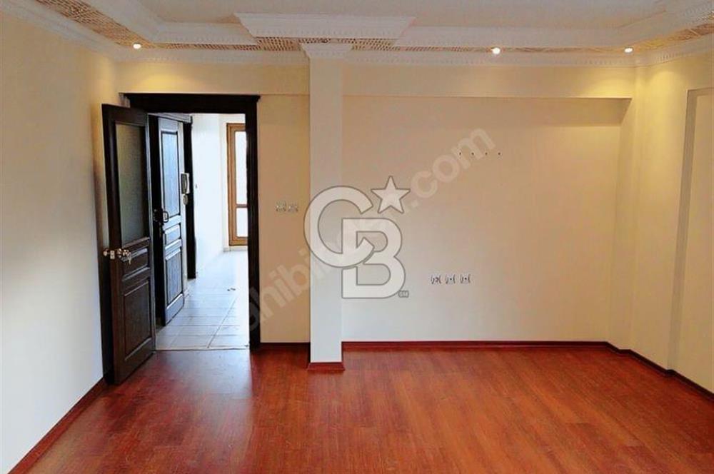 Ankara Yenimahalle Çarşı Mahallesi Sevgi Sokak'ta Satılık 4+1 Dubleks Daire