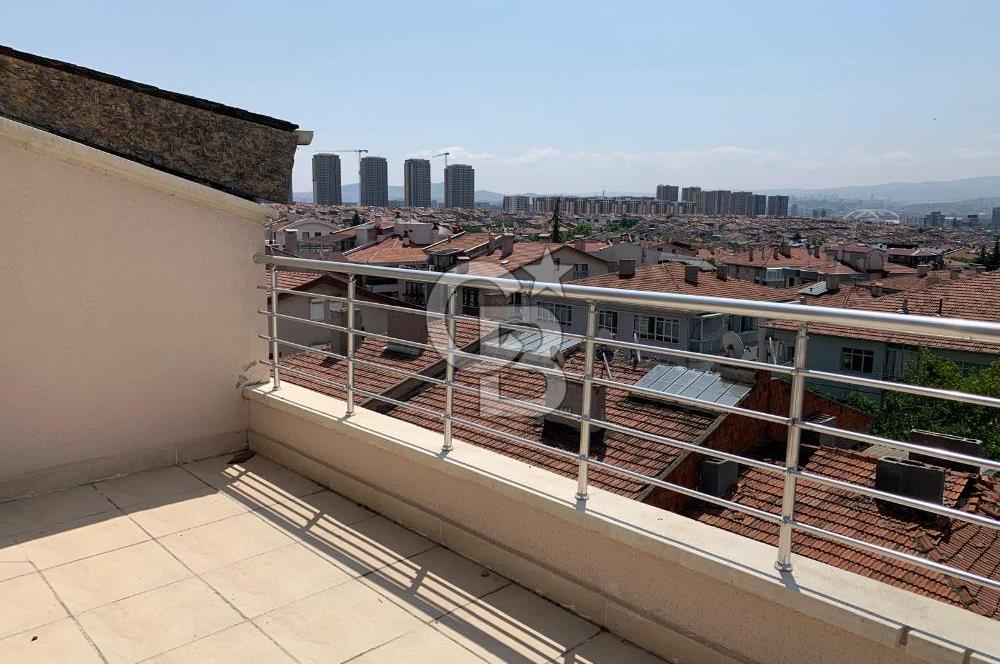 Ankara Yenimahalle Çarşı Mahallesi Sevgi Sokak'ta Satılık 4+1 Dubleks Daire