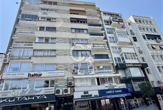 Fransız Koleji Karşısında Eşsiz Konumda Geniş 4+1 Daire Fırsatı! 