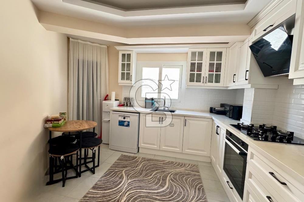 Yoncaköyde Eşsiz Panoramik Deniz Manzaralı Özel Havuzlu Villa 