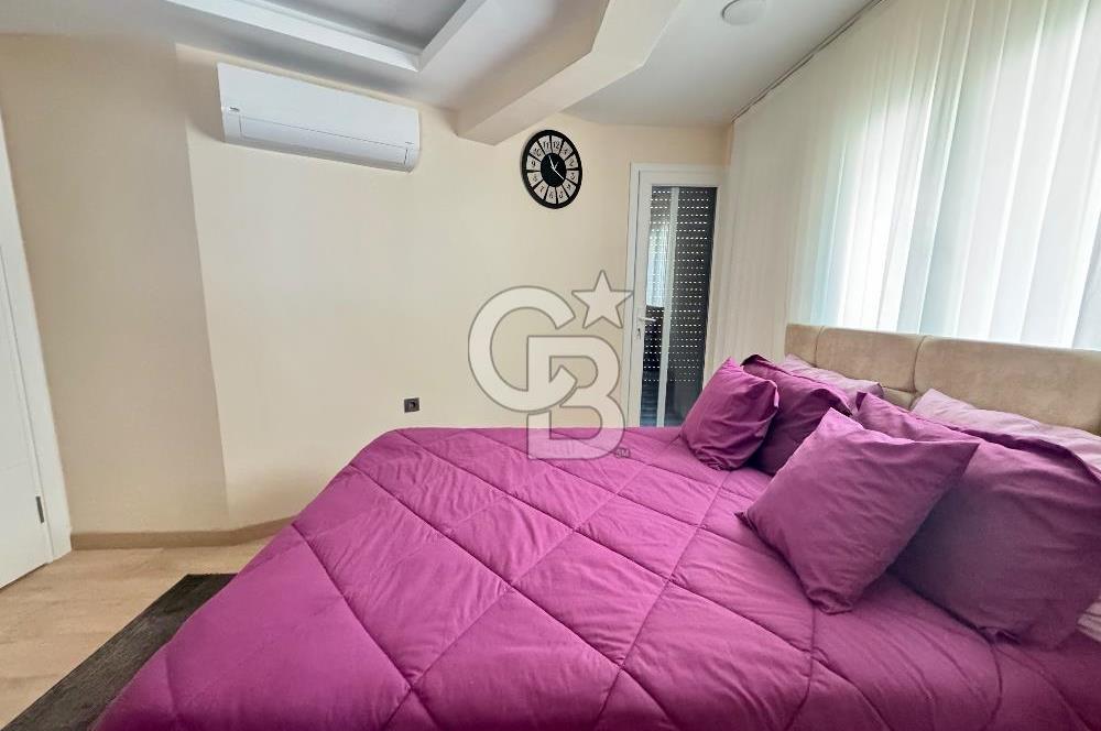 Yoncaköyde Eşsiz Panoramik Deniz Manzaralı Özel Havuzlu Villa 