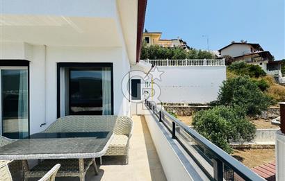 Yoncaköyde Eşsiz Panoramik Deniz Manzaralı Özel Havuzlu Villa 