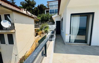 Yoncaköyde Eşsiz Panoramik Deniz Manzaralı Özel Havuzlu Villa 