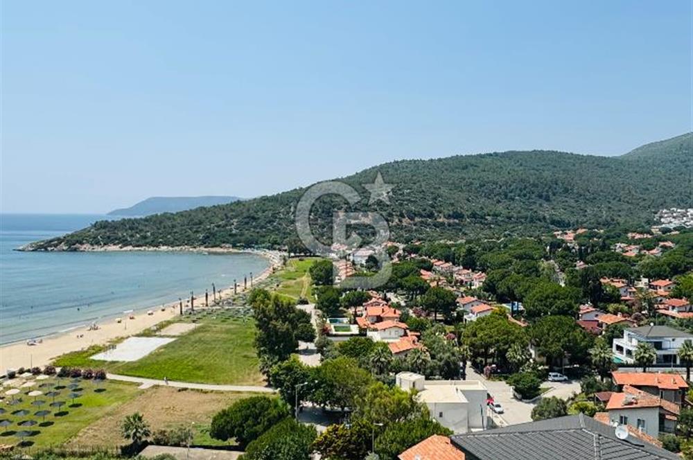 Yoncaköyde Eşsiz Panoramik Deniz Manzaralı Özel Havuzlu Villa 