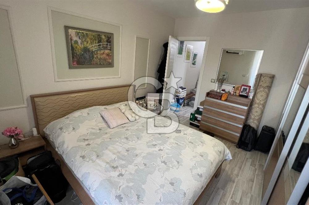 Bornova Veranova Sitesi’nde 2+1 Satılık Bahçeli Dubleks Daire 