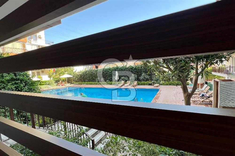 Bornova Veranova Sitesi’nde 2+1 Satılık Bahçeli Dubleks Daire 