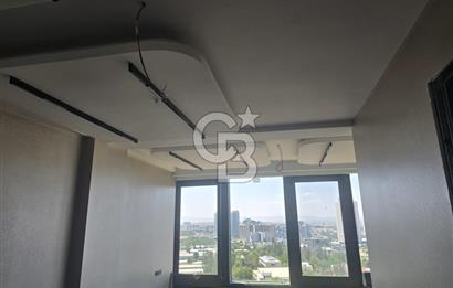 ANKARA ÇUKURAMBAR CUBES'DE İÇİ ÖZEL YAPILI 1+0 SATILIK OFİS