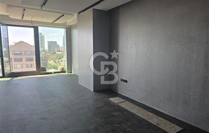 ANKARA ÇUKURAMBAR CUBES'DE İÇİ ÖZEL YAPILI 1+0 SATILIK OFİS