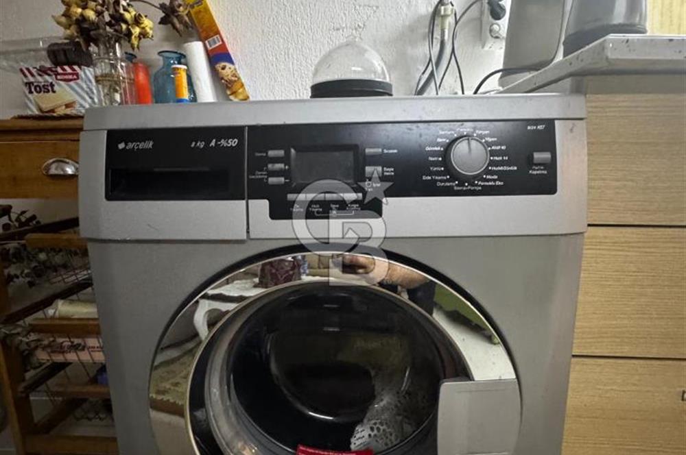 ÇEŞME ALAÇATI KALBİNDE EŞSİZ LOKASYONDA DEVREN KİRALIK MAĞZA