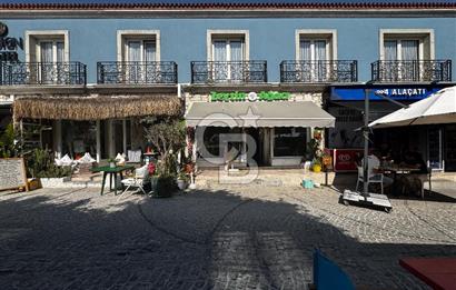 ÇEŞME ALAÇATI KALBİNDE EŞSİZ LOKASYONDA DEVREN KİRALIK MAĞZA