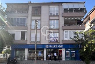AKÇAY MERKEZİ KONUMDA 3+1 MASRAFSIZ SATILIK DAİRE