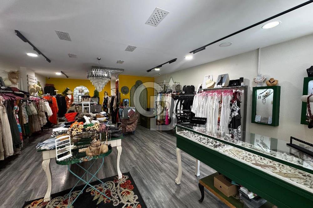 ÇEŞME ALAÇATI KALBİNDE EŞSİZ LOKASYONDA DEVREN KİRALIK MAĞZA