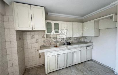 Kuşadası Türkmen'in Kalbinde Yatırıma Uygun Satılık 3+1 Daire