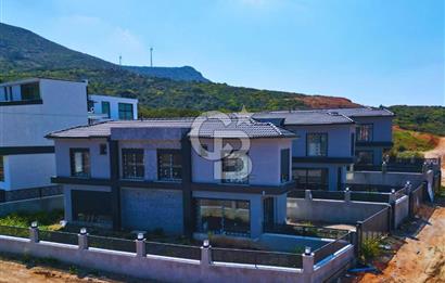 Foça'da Deniz Manzaralı 3+1 Satılık Villa
