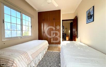 Girne Ozanköy Havuzlu Geniş Arsalı 3+1 Villa