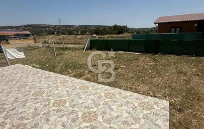 Yenifoça Gencelli Sahiline 1,3 km Yakın, Güneş Enerjili Fırsat Bahçeli Ev