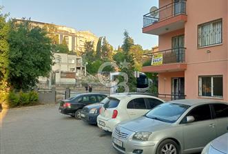 Karşıyaka Fırsat Geniş Kiralık Daire