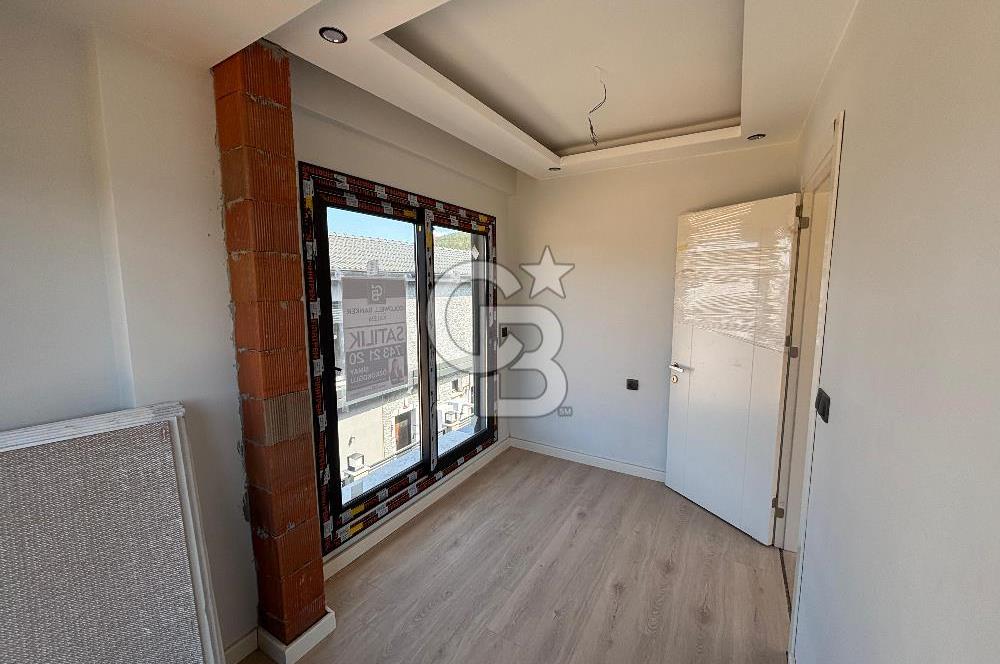 Foça'da Deniz Manzaralı 3+1 Satılık Villa