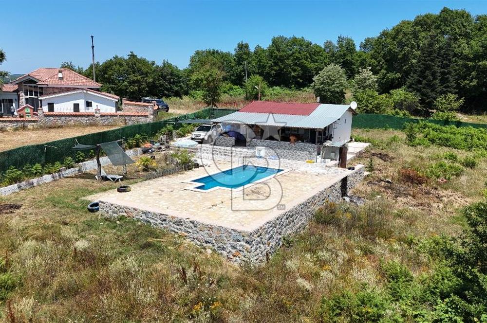 Şile Çengillide İçinde Havuzlu Evi Olan Yatırımlık Arsa