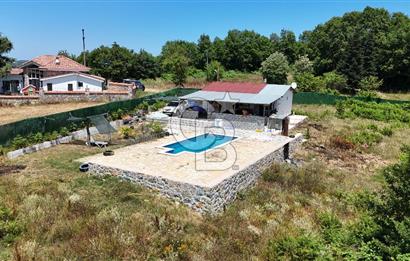 Şile Çengillide İçinde Havuzlu Evi Olan Yatırımlık Arsa