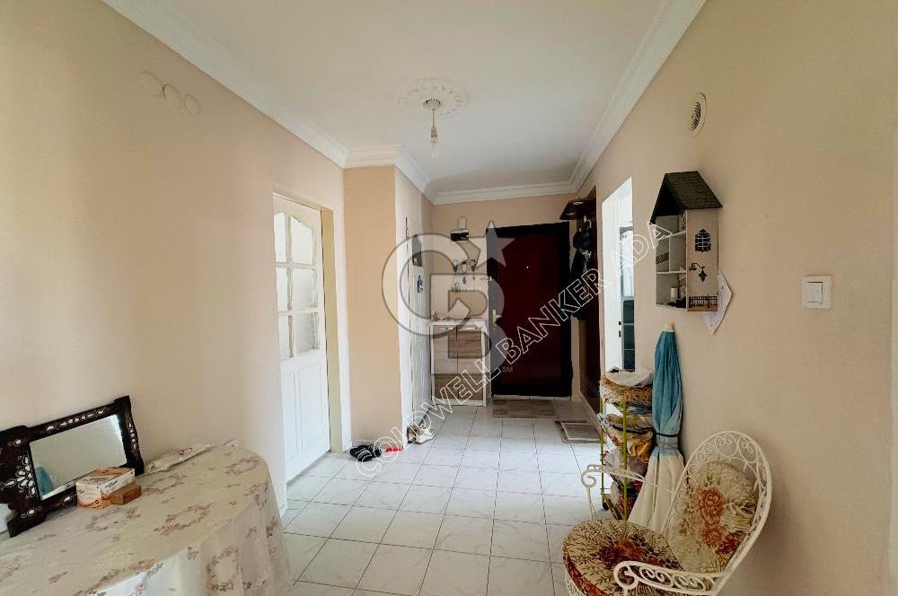 KUŞADASI MERKEZDE DENİZE YAKIN 2+1 DAİRE