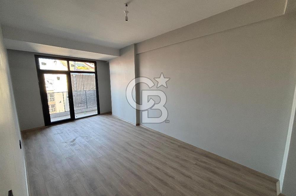 CB CITY'DEN ATATÜRK CADDESİ ÜZERİ SIFIR 2+1 KİRALIK DAİRE