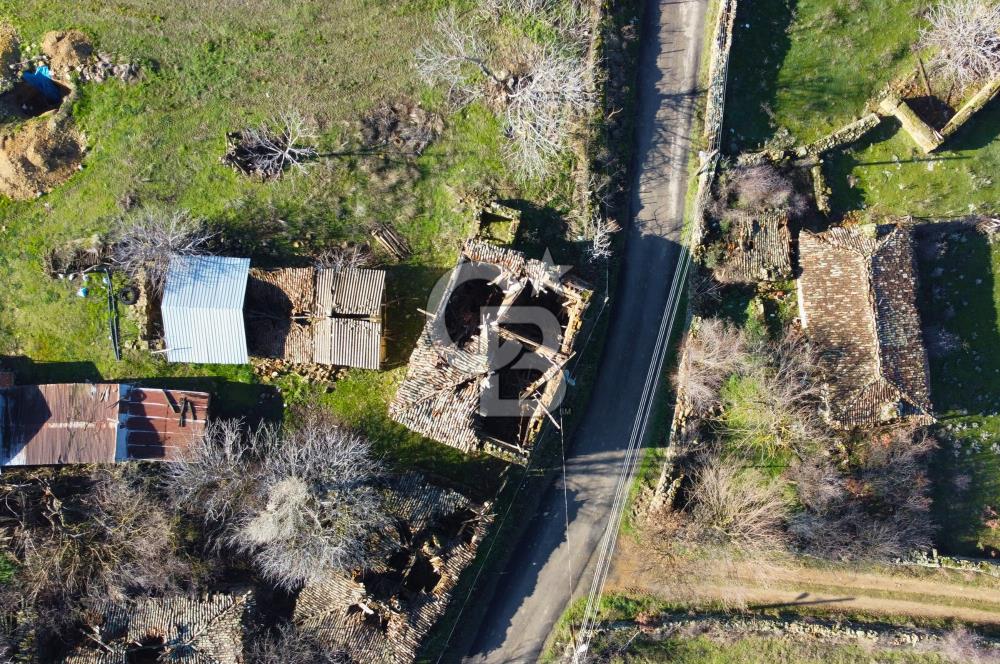 Çanakkale Lapseki Beybaş Doğa Manzaralı Taş Ev Dam ve 372m²Arsa