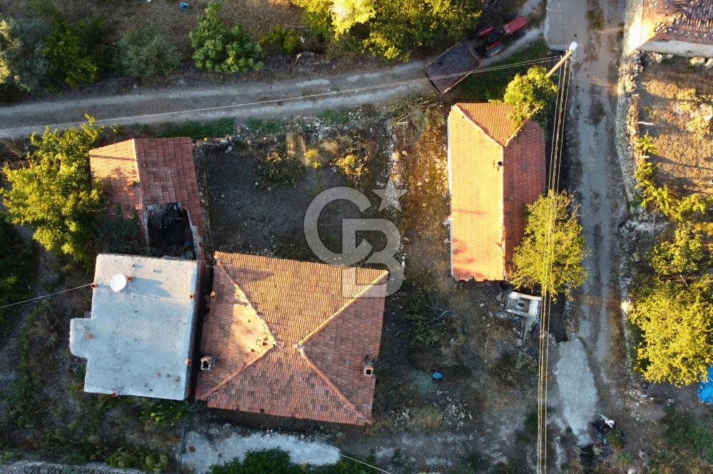 Çanakkale Lapseki Kocavelide Boğaz Manzaralı Köy Evi ve Arsası