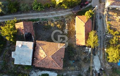 Çanakkale Lapseki Kocavelide Boğaz Manzaralı Köy Evi ve Arsası