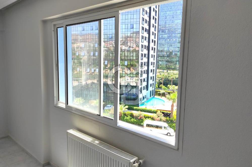 Örnekköy'de Site İçinde 3+1 Fırsat Kiralık Daire