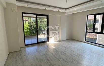 Zümrüt Mahallesi'nde 175 M2 Dubleks 4+1 Kiralık Daire