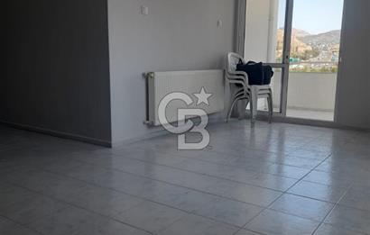 Örnekköy'de Site İçinde 3+1 Fırsat Kiralık Daire
