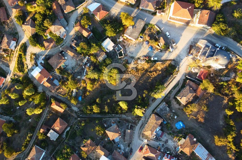 Çanakkale Lapseki Kocavelide Boğaz Manzaralı Köy Evi ve Arsası