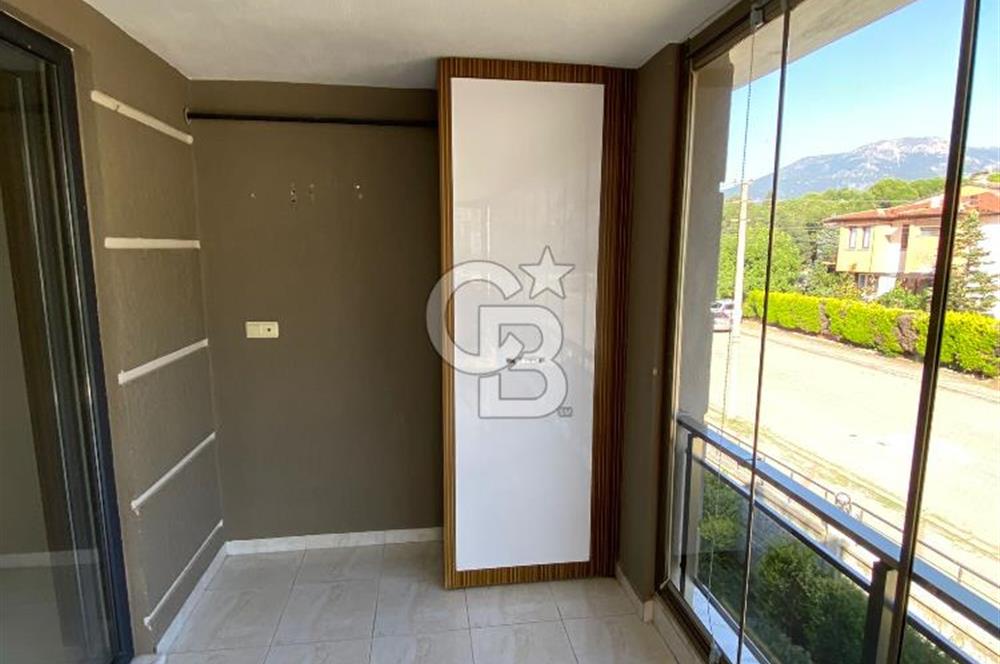 Zümrüt Mahallesi'nde 175 M2 Dubleks 4+1 Kiralık Daire