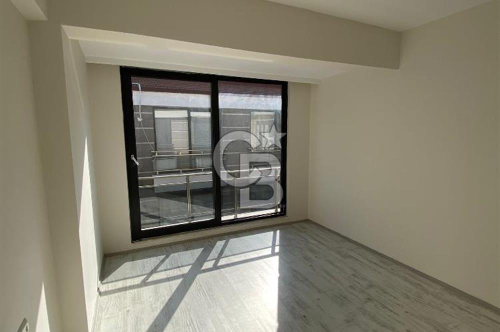 Zümrüt Mahallesi'nde 175 M2 Dubleks 4+1 Kiralık Daire
